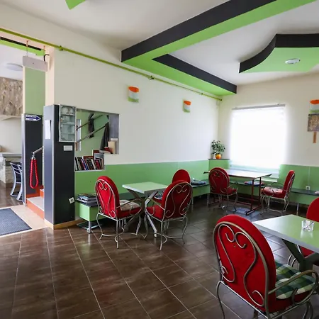 Marex Centar بيت ضيافة Jabuka