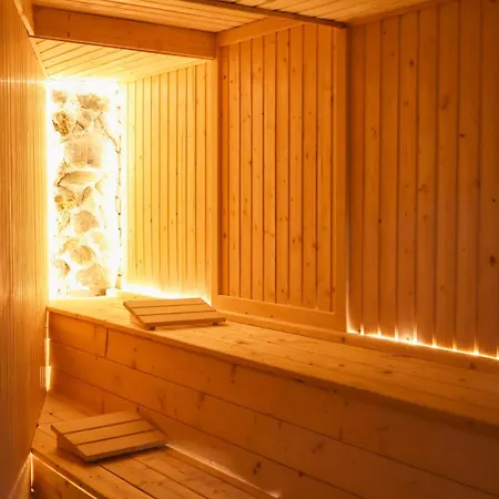 بيت ضيافة Marex Centar