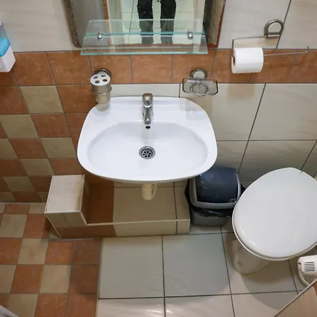 بيت ضيافة Marex Centar 3*