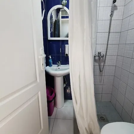 بيت ضيافة Marex Centar