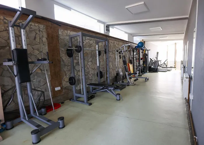 Marex Centar 3* Jabuka